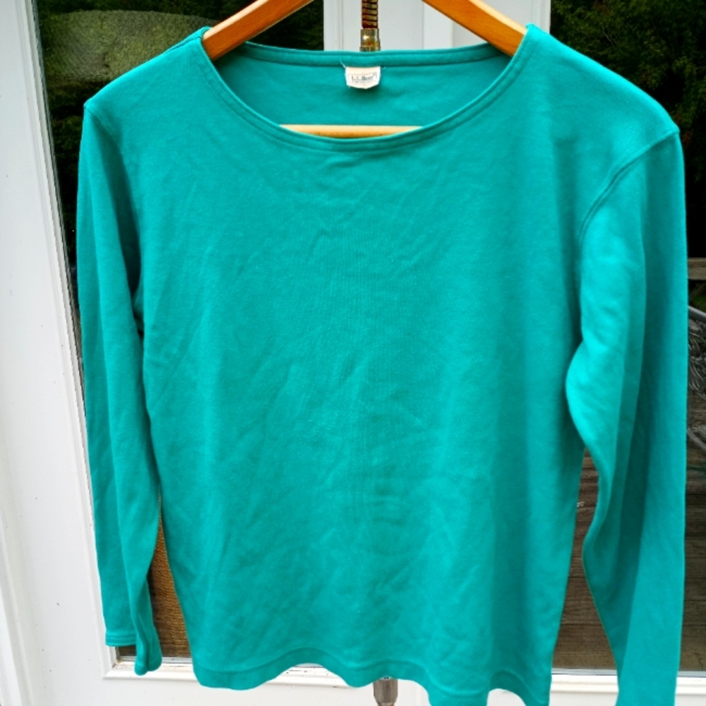 L.L. Bean Green Long Sleeve Cotton Tee Size Small